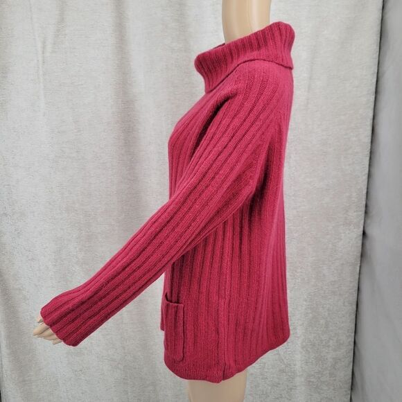 Deane & White Raspberry Lambswool and Angora Wide Wale Cowl Neck Sweater - Picture 3 of 9